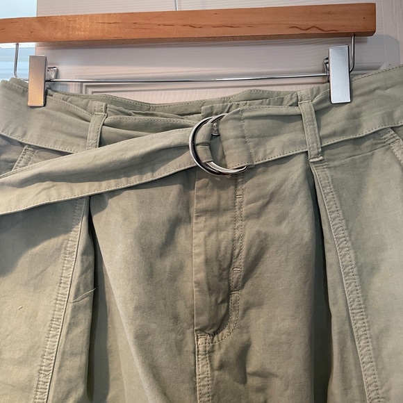 • UO Y2K pleated cargo wide leg skater pants • - Picture 3 of 7